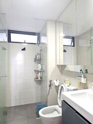 Waterbay (D19), Condominium #572388161